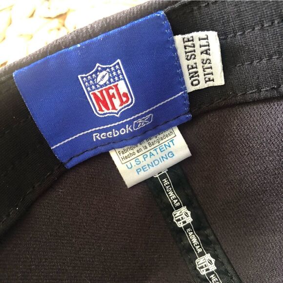 Reebok NFL Falcons Ball Cap Black Logo Fitted Stretch OS - Picture 5 of 6